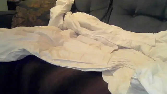 Snapshot of MeatDaddy38 chatting on January 12, 2026, 10:25 pm MeatDaddy38 online show from January 12, 2026, 10:25 pm