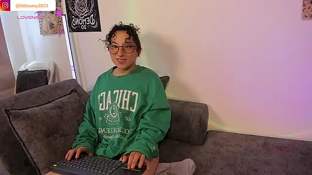 Snapshot of little__ammy chatting on June 14, 2026, 6:53 pm little ammy online show from June 14, 2026, 6:53 pm