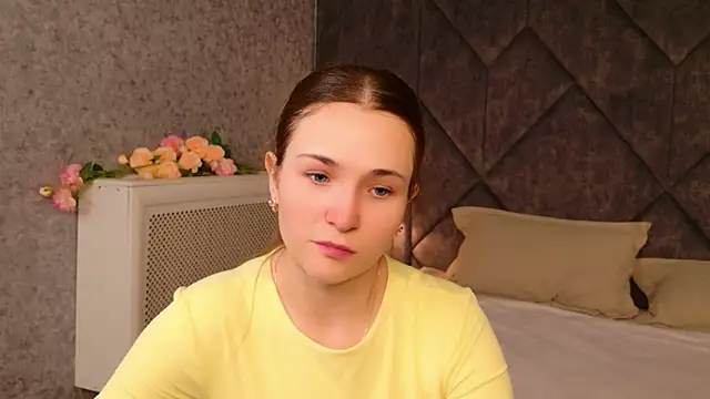 Lina Sinerz online show from May 29, 2026, 3:40 pm