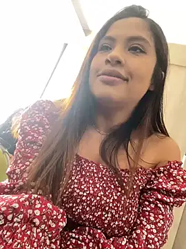 Alana-fox online show from December 15, 2025, 4:02 pm