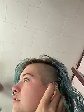 rosiebuddy online show from February 19, 2026, 5:21 pm