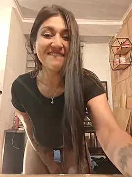 Snapshot of Magenta_Moon chatting on July 8, 2026, 11:49 pm Magenta Moon online show from July 8, 2026, 11:49 pm