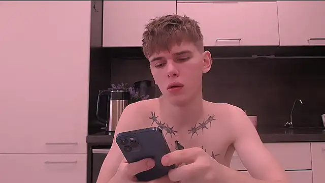 Snapshot of Fredd_Xanders chatting on March 15, 2026, 3:19 pm Fredd Xanders online show from March 15, 2026, 3:19 pm