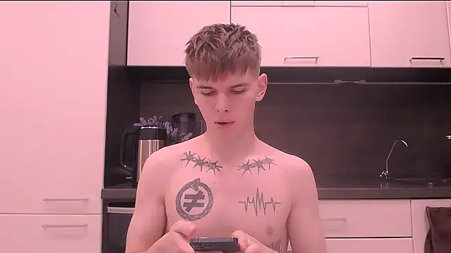 Snapshot of Fredd_Xanders chatting on March 11, 2026, 7:08 pm Fredd Xanders online show from March 11, 2026, 7:08 pm