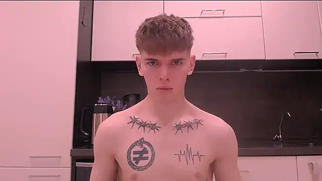 Snapshot of Fredd_Xanders chatting on March 8, 2026, 6:22 pm Fredd Xanders online show from March 8, 2026, 6:22 pm