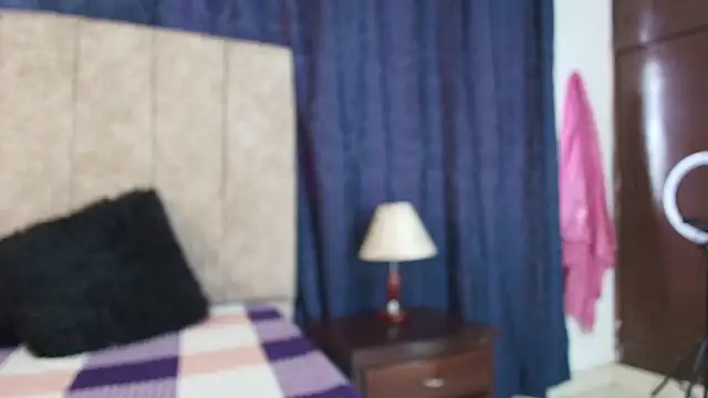 Snapshot of Nina_messy chatting on December 16, 2025, 4:55 pm Nina messy online show from December 16, 2025, 4:55 pm