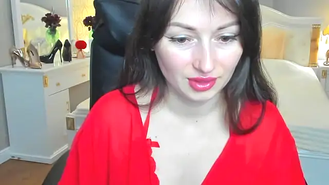 Snapshot of RosiAlina chatting on June 3, 2026, 6:36 am RosiAlina online show from June 3, 2026, 6:36 am