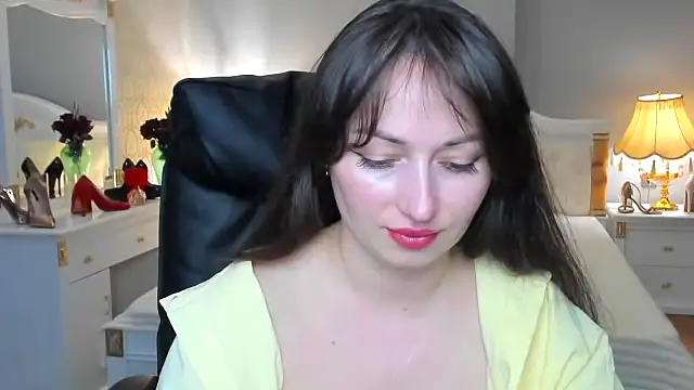 Snapshot of RosiAlina chatting on June 8, 2026, 8:15 am RosiAlina online show from June 8, 2026, 8:15 am