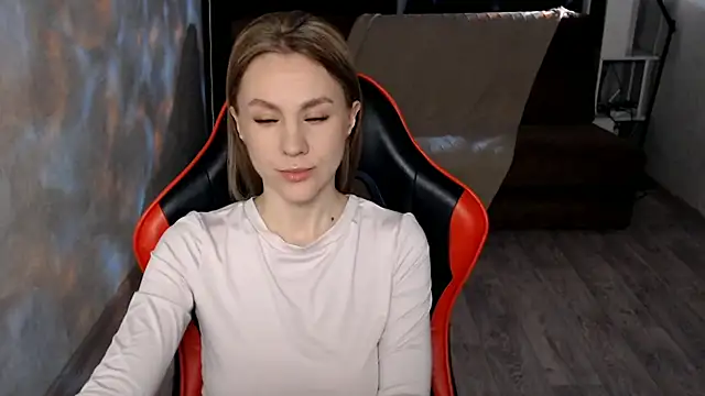 MiaBun1 online show from February 5, 2026, 3:02 am