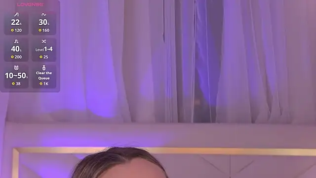 Snapshot of AnnaRow chatting on March 9, 2026, 6:28 am AnnaRow online show from March 9, 2026, 6:28 am