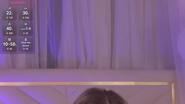 Snapshot of AnnaRow chatting on March 13, 2026, 6:18 am AnnaRow online show from March 13, 2026, 6:18 am