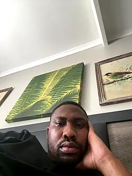 Snapshot of Mthondo213 chatting on December 5, 2025, 12:48 pm Mthondo213 online show from December 5, 2025, 12:48 pm