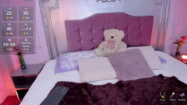 Snapshot of Sabrina_Cutte chatting on May 14, 2026, 3:36 am Sabrina Cutte online show from May 14, 2026, 3:36 am