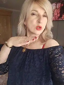 AhlyssaLove1155 online show from June 9, 2026, 2:40 pm