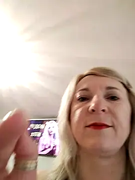 Snapshot of AhlyssaLove1155 chatting on July 16, 2026, 3:14 am AhlyssaLove1155 online show from July 16, 2026, 3:14 am