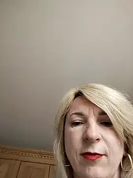 Snapshot of AhlyssaLove1155 chatting on July 5, 2026, 5:14 am AhlyssaLove1155 online show from July 5, 2026, 5:14 am