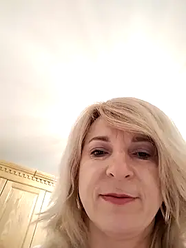 AhlyssaLove1155 online show from March 9, 2026, 5:00 am