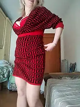 AhlyssaLove1155 online show from January 10, 2026, 1:28 pm