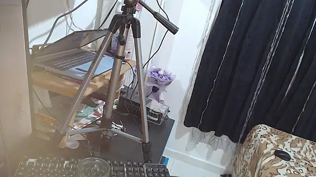 Snapshot of Sofia__Saenz chatting on March 13, 2026, 10:53 am Sofia Saenz online show from March 13, 2026, 10:53 am