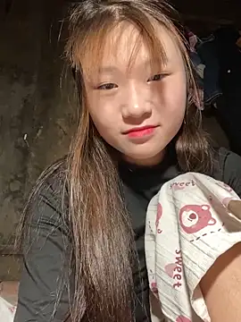 hinata-xx online show from February 14, 2026, 4:56 am