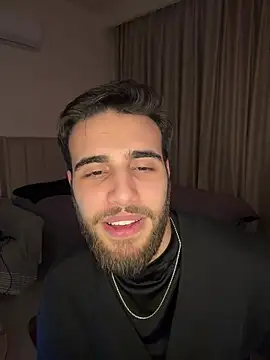 Snapshot of 2HARDKURT chatting on February 15, 2026, 9:03 pm 2HARDKURT online show from February 15, 2026, 9:03 pm