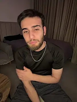 Snapshot of 2HARDKURT chatting on February 1, 2026, 4:27 pm 2HARDKURT online show from February 1, 2026, 4:27 pm