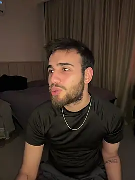 Snapshot of 2HARDKURT chatting on February 2, 2026, 6:51 pm 2HARDKURT online show from February 2, 2026, 6:51 pm