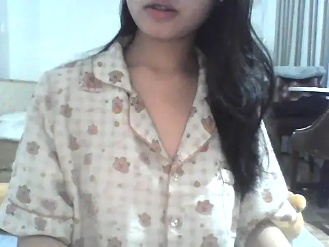 Snapshot of KellyCin chatting on December 14, 2025, 6:24 pm KellyCin online show from December 14, 2025, 6:24 pm