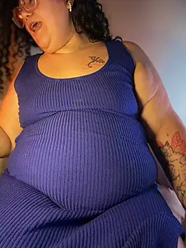 VanesssaMilf  online show from June 27, 2026, 3:23 am