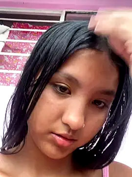 Snapshot of firuze_hatunn1 chatting on December 13, 2025, 8:37 pm firuze hatunn1 online show from December 13, 2025, 8:37 pm