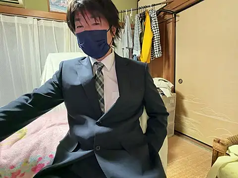 Hirokazu 12 online show from February 9, 2026, 10:35 am