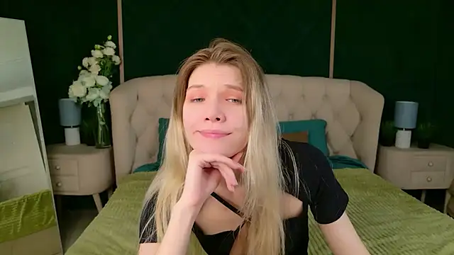 Snapshot of Vivien_Hans chatting on March 21, 2026, 3:52 am Vivien Hans online show from March 21, 2026, 3:52 am