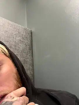 Big German cock974 online show from December 15, 2025, 3:40 pm