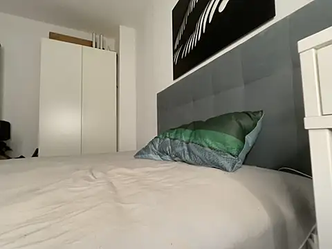 Carlycrush  online show from July 1, 2026, 10:54 pm