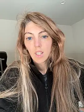 CelestialRuby online show from November 7, 2025, 3:38 pm