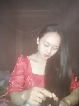 honeyykate online show from December 19, 2025, 2:04 am