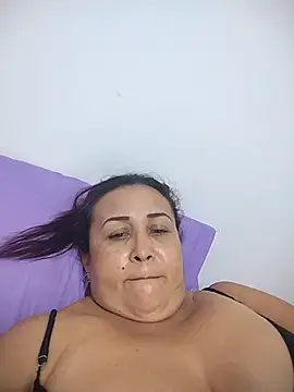 Snapshot of Nini_Love_ chatting on July 4, 2026, 6:09 am Nini Love online show from July 4, 2026, 6:09 am
