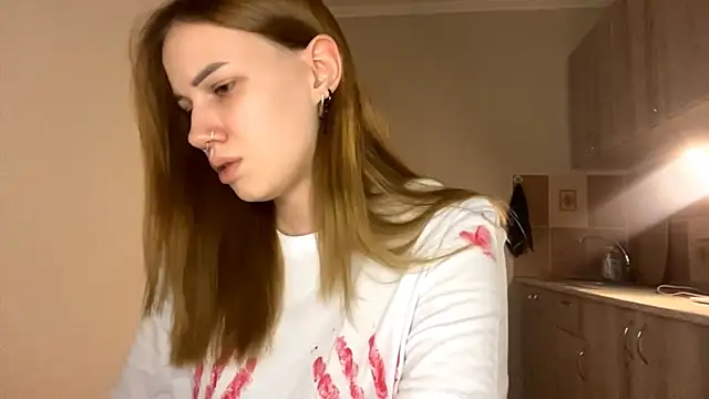 Snapshot of SeductiveNika chatting on December 14, 2025, 11:49 am SeductiveNika online show from December 14, 2025, 11:49 am