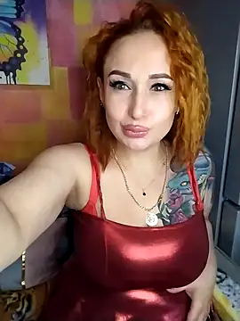 Snapshot of Very_sly_fox chatting on April 23, 2026, 5:36 pm Very sly fox online show from April 23, 2026, 5:36 pm