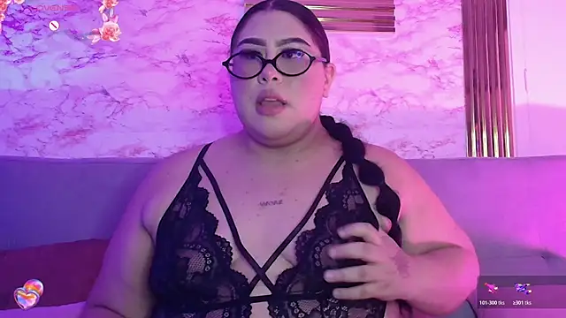 Mia Carters online show from May 16, 2026, 1:15 am