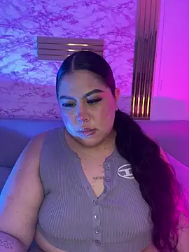 Mia Carters online show from May 12, 2026, 1:13 am