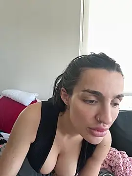 Snapshot of Lexiiskyyxo chatting on May 17, 2026, 9:04 pm Lexiiskyyxo online show from May 17, 2026, 9:04 pm