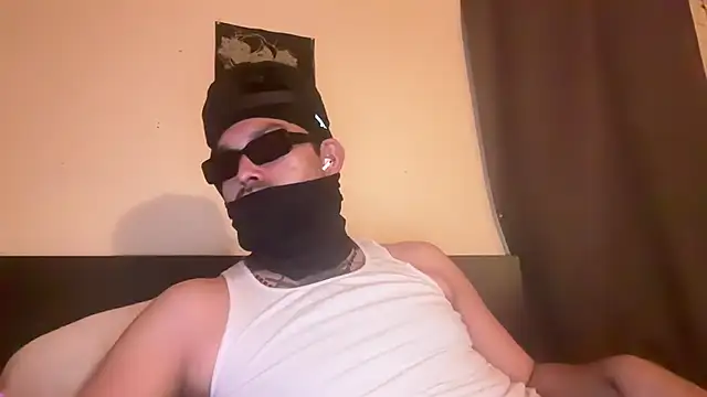 Snapshot of angelblanco chatting on March 11, 2026, 1:27 pm angelblanco online show from March 11, 2026, 1:27 pm