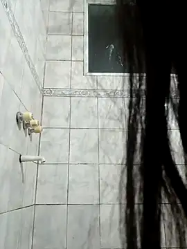 Snapshot of AmaTiffany chatting on December 14, 2025, 11:32 pm AmaTiffany online show from December 14, 2025, 11:32 pm