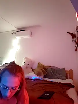 Bellaa25 online show from February 11, 2026, 10:09 pm