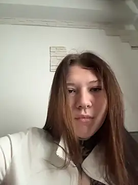 Snapshot of FionaMurr chatting on May 26, 2026, 1:47 am FionaMurr online show from May 26, 2026, 1:47 am