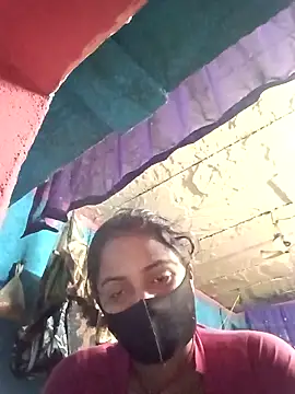 Poonam8080 online show from February 4, 2026, 8:09 am