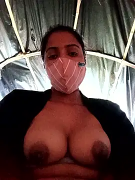 Poonam8080 online show from December 21, 2025, 6:59 am