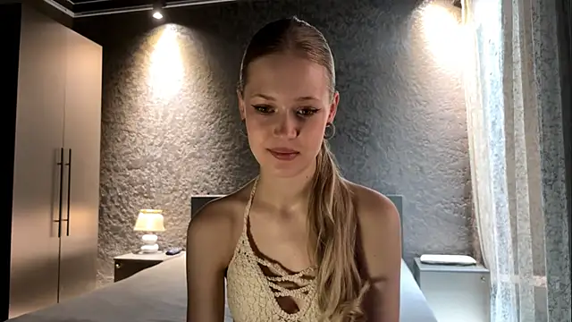 Snapshot of ZaidaSchwarten chatting on July 16, 2026, 5:26 am ZaidaSchwarten online show from July 16, 2026, 5:26 am