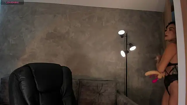 Snapshot of ValerieAustin chatting on October 13, 2025, 3:46 pm ValerieAustin online show from October 13, 2025, 3:46 pm